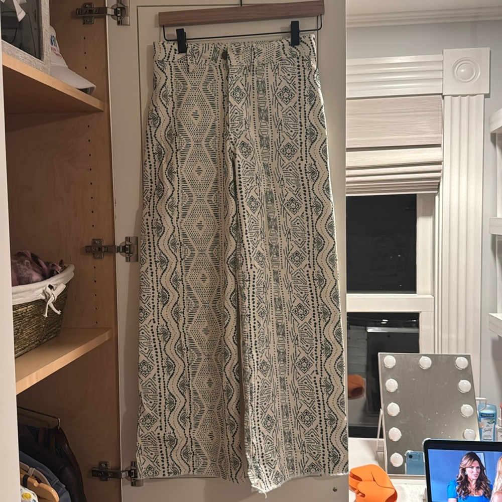 Maison hotel pants
